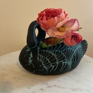 Adorable and unique Vintage 1990 Claire Burke Black & Teal Swan Pottery Planter